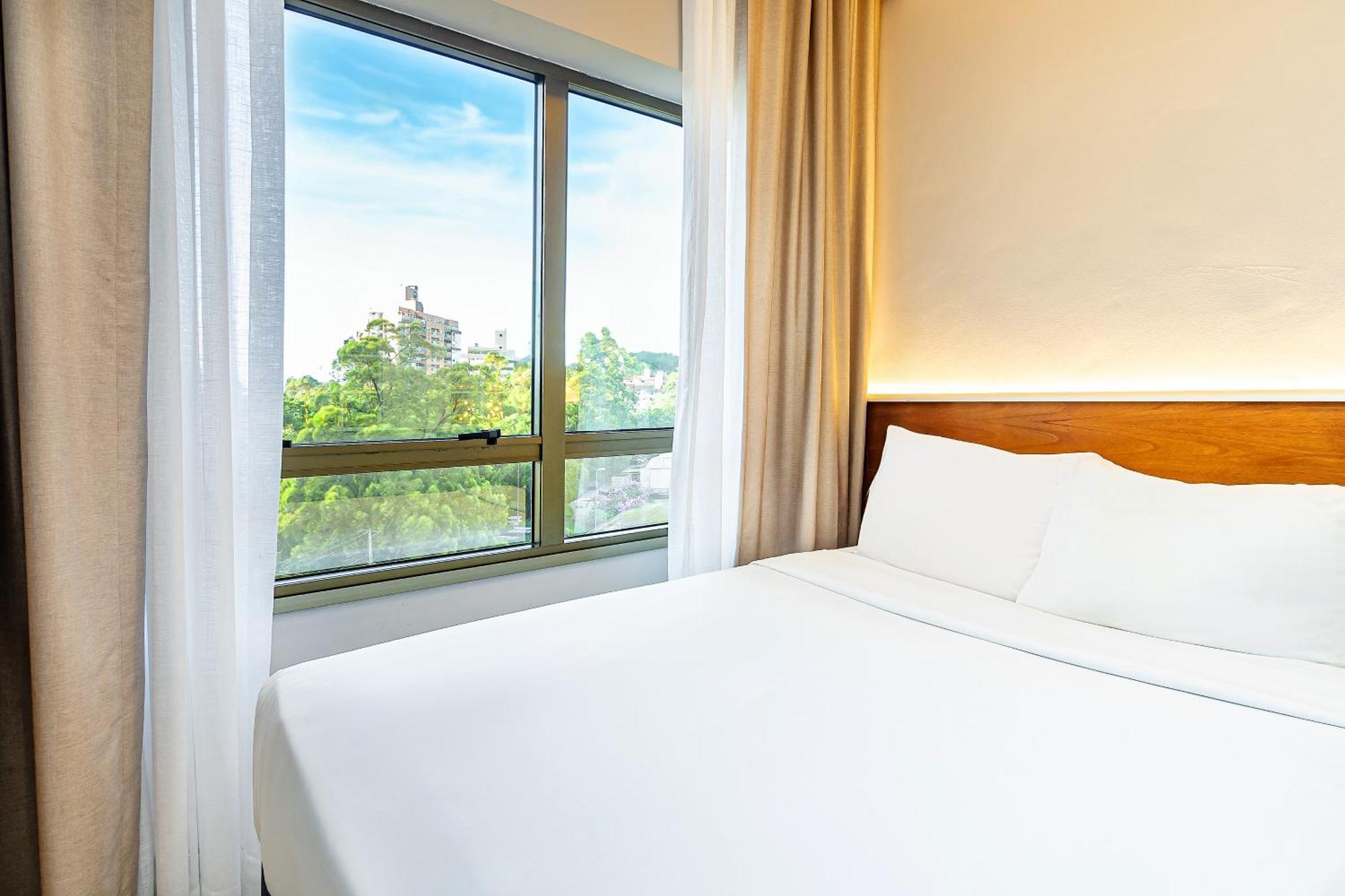 Mercure 4*